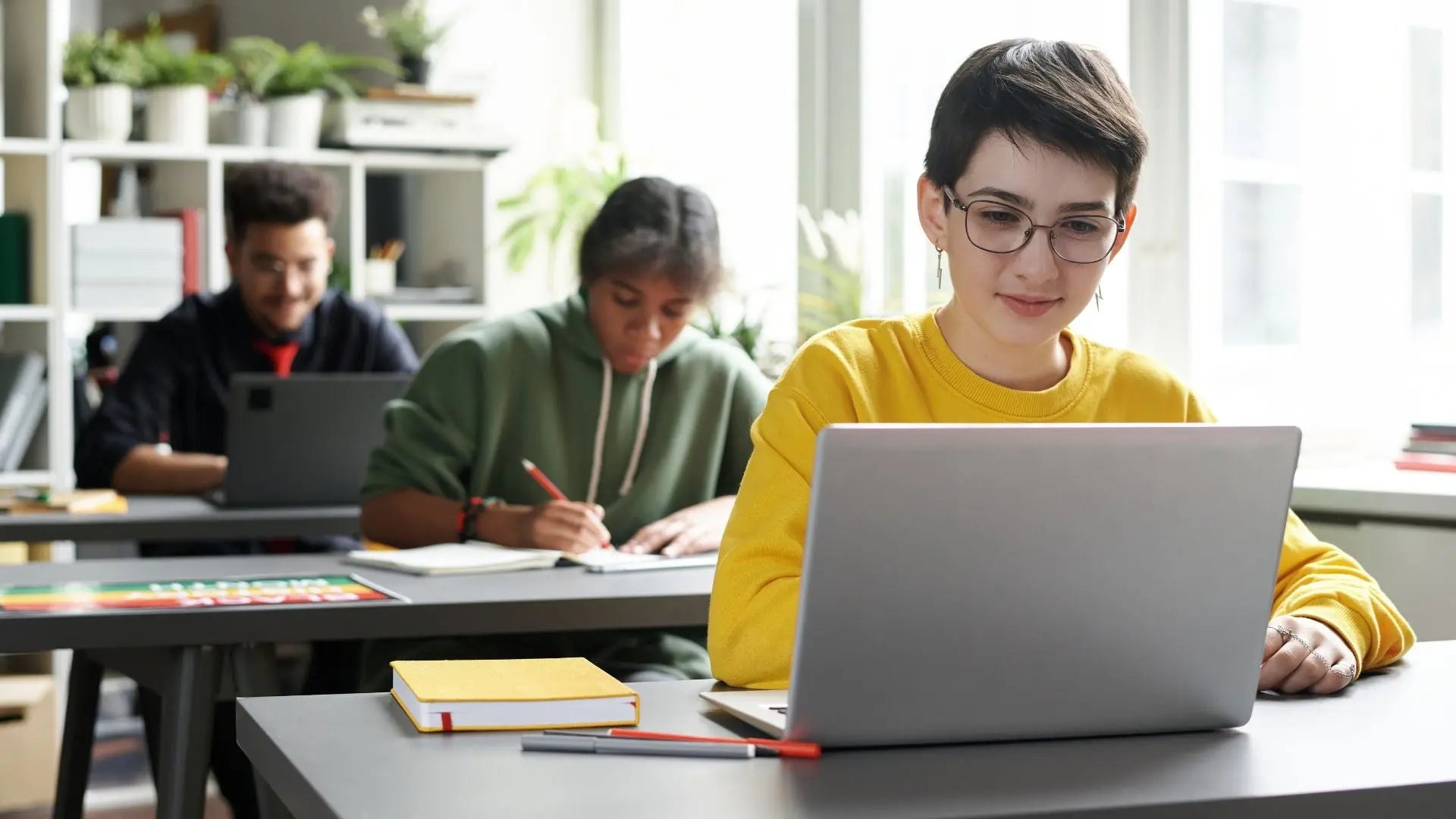 2024's Must-Have Laptops for Students of Any Budget: Essential Choices FurbX
