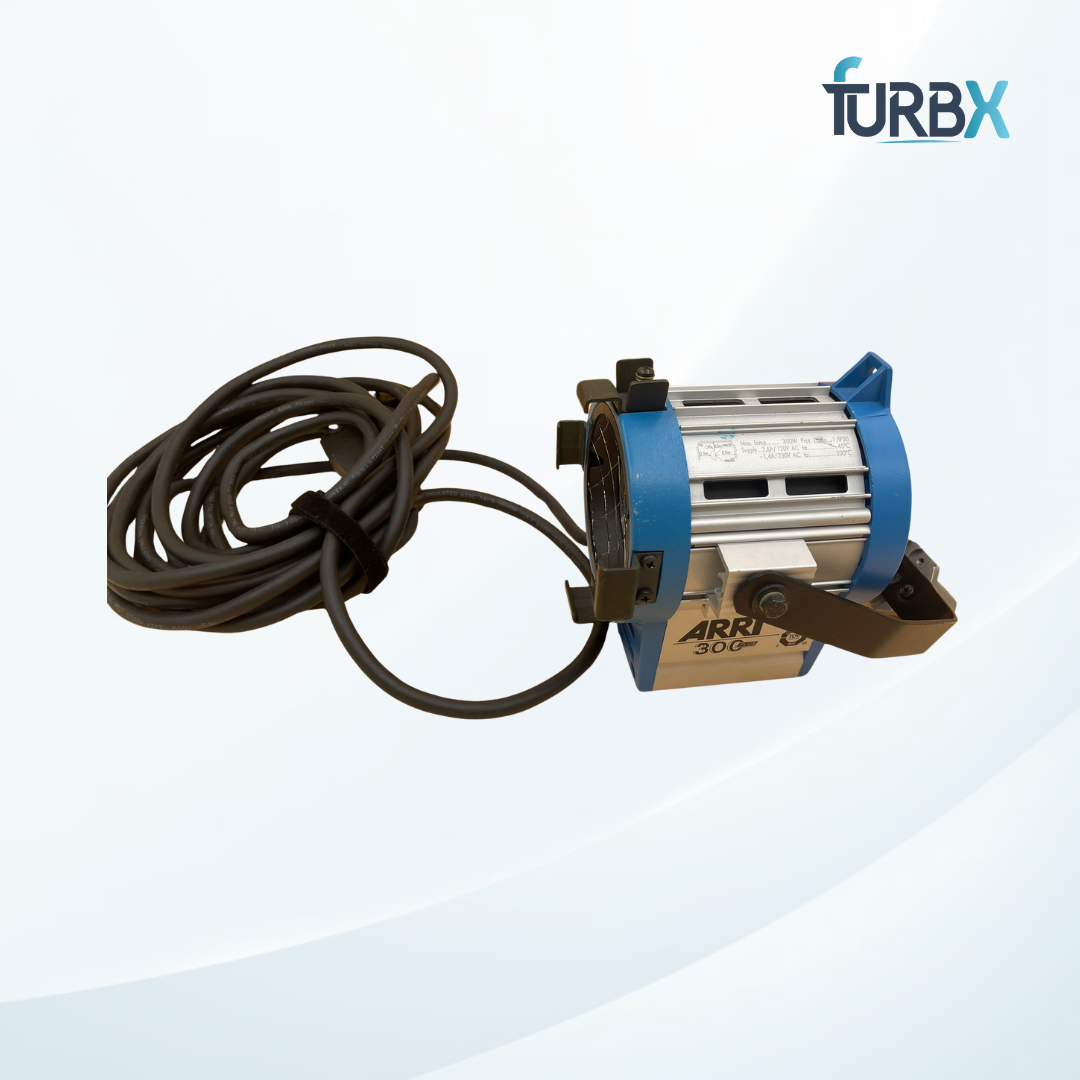 ARRI 300 Plus Professional Studio Light Used Without barn doors