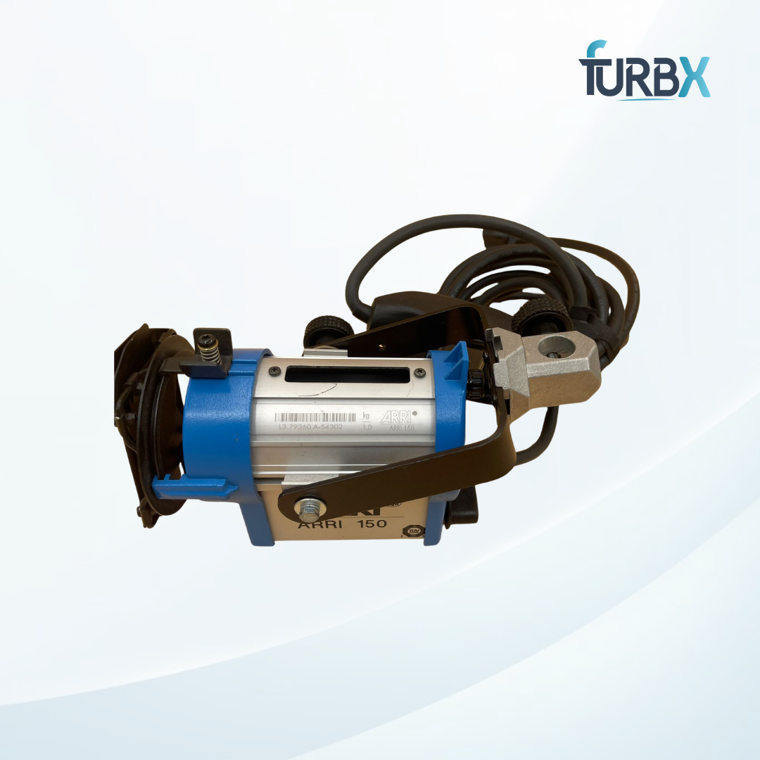 ARRI 150W Tungsten Fresnel Light With barn doors