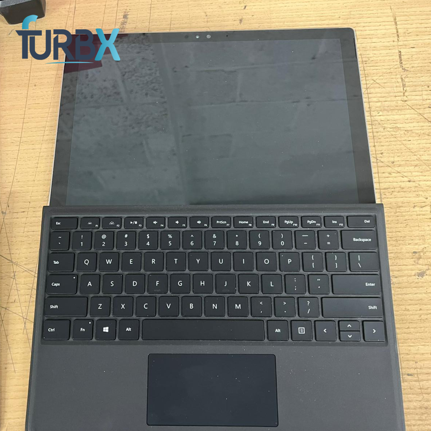 Microsoft Surface Pro 4 1724 | i7-6650U 16GB | 256GB SSD Win10 Grade B+/ B