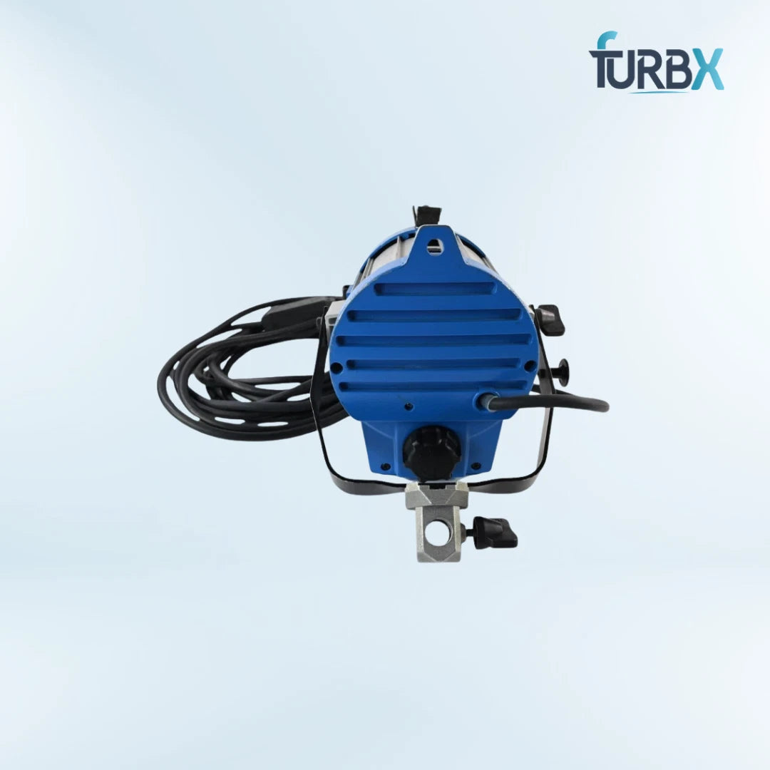 ARRI 650 Plus Tungsten Fresnel Light, (Please Read Description)